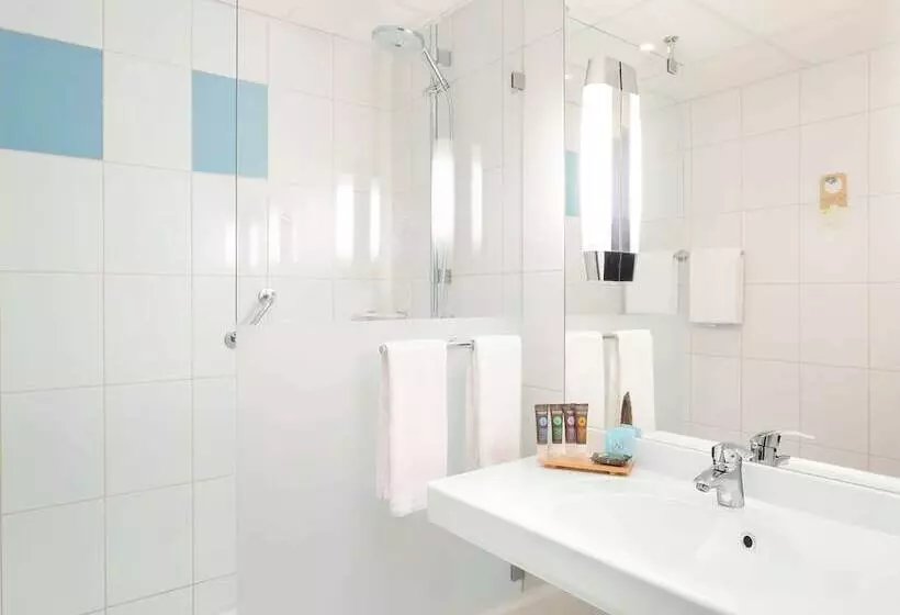 Novotel Paris La Defense Esplanade