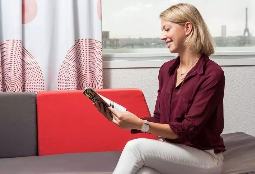 Novotel Paris La Defense Esplanade