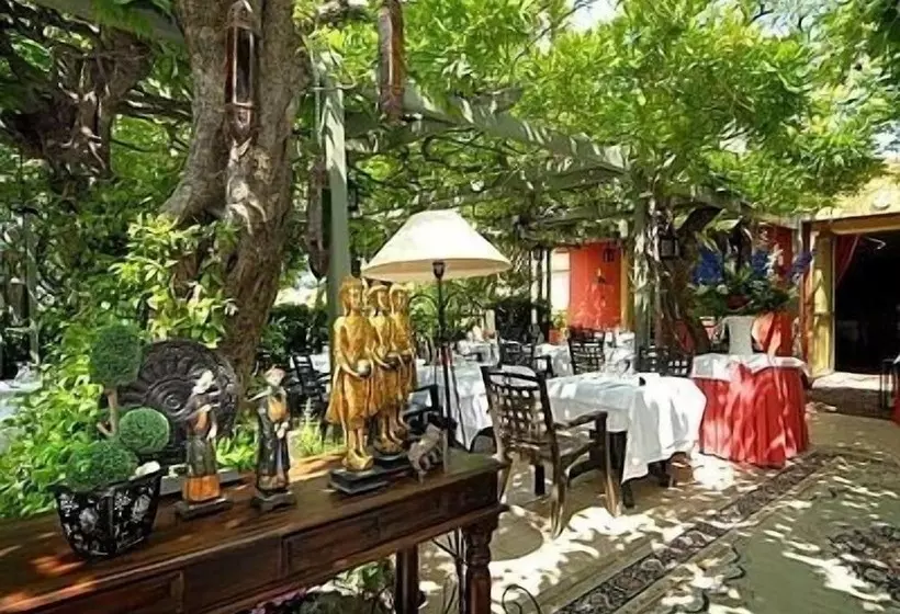 Servotel Castagniers