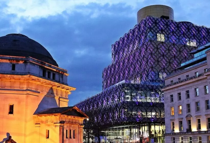 هتل Crowne Plaza Birmingham City, An Ihg