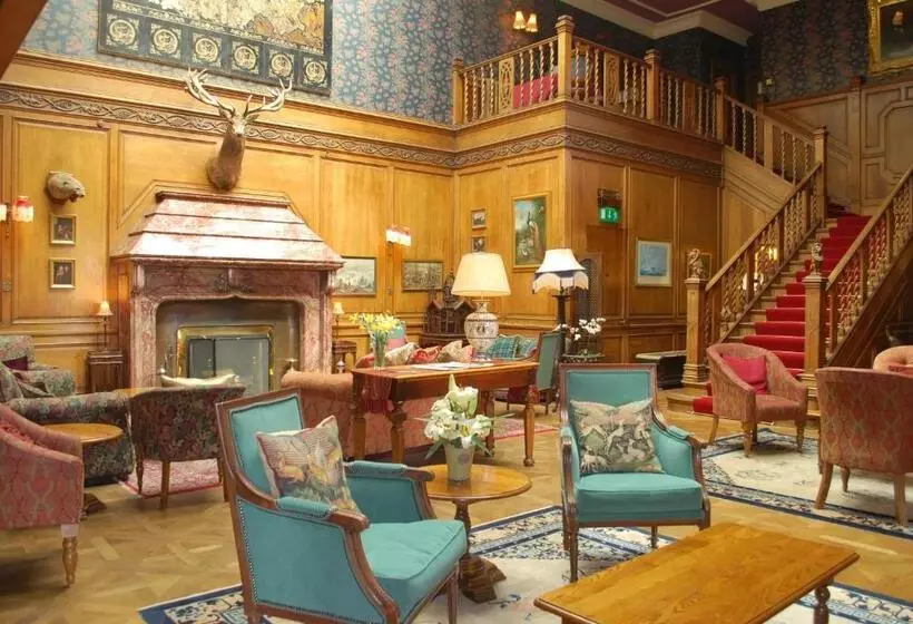 Hotel Lands Of Loyal