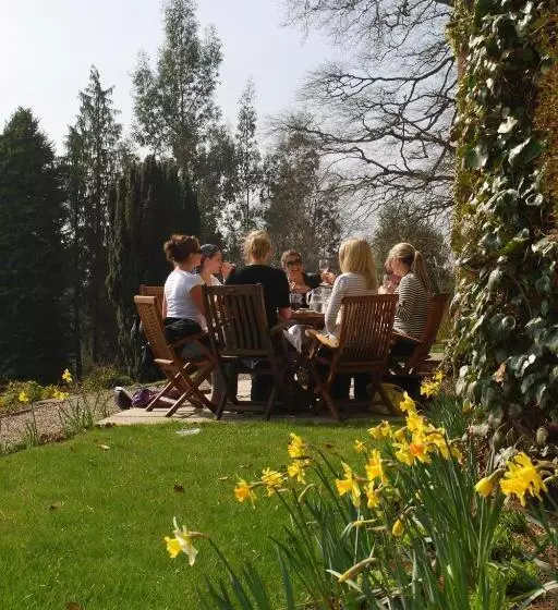 Hotel Lands Of Loyal