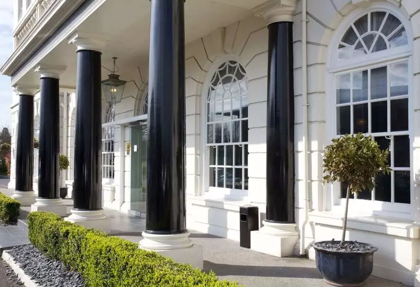 London Croydon Aerodrome Hotel, Bw Signature Collection