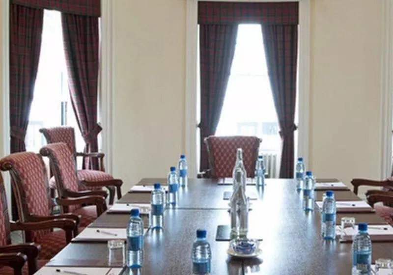 Отель Maryculter House