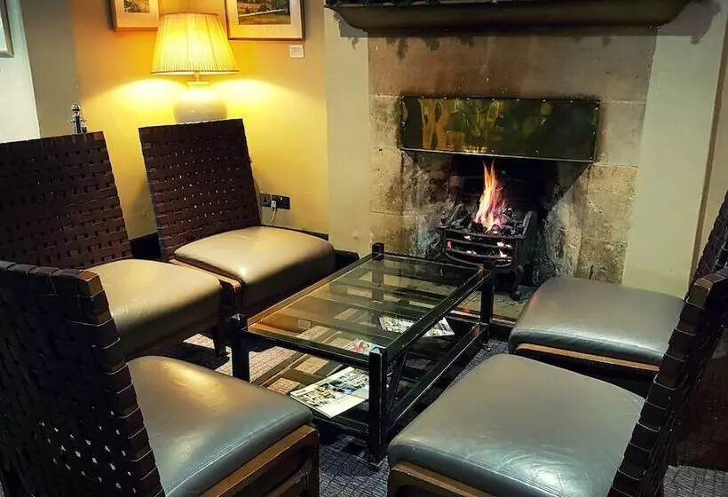 ホテル Noel Arms A Bespoke