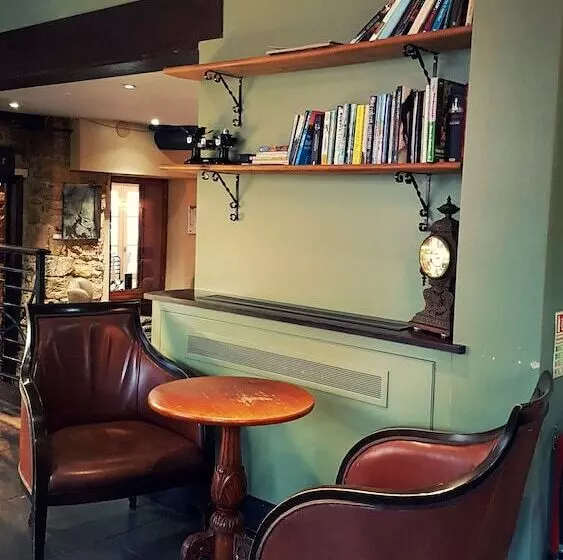 ホテル Noel Arms A Bespoke