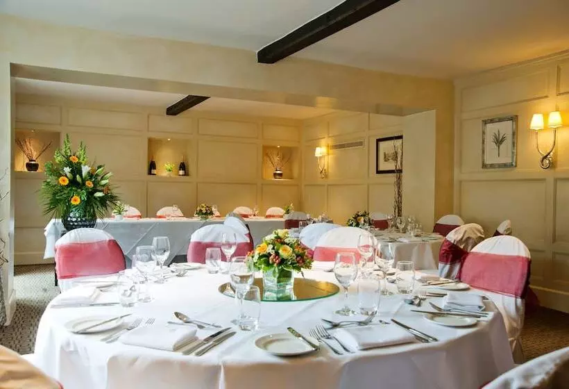 ホテル Noel Arms A Bespoke