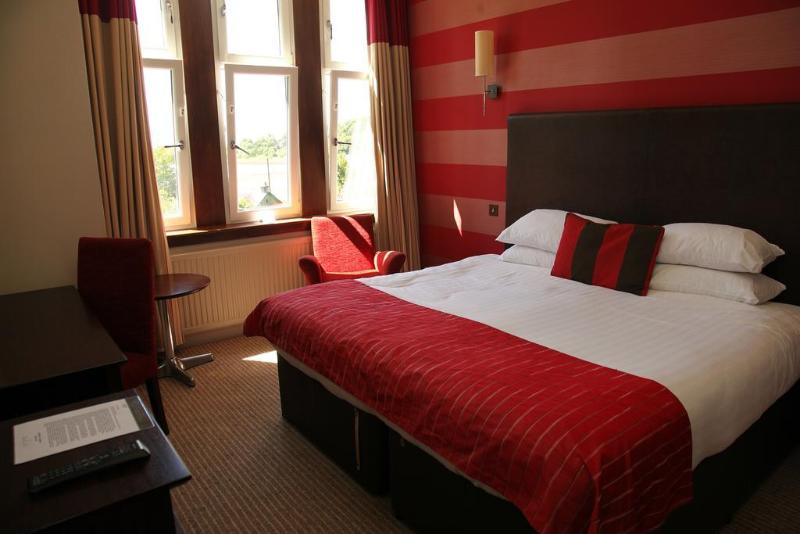 בית מלון כפרי Rosslea Hall