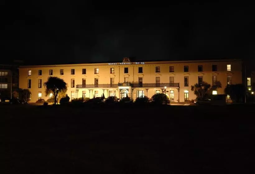 Отель Royal Norfolk