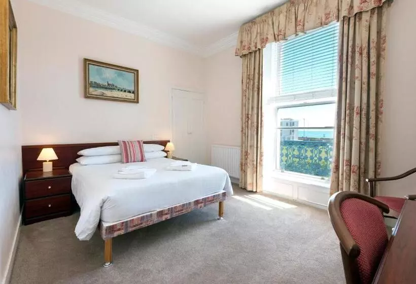 Отель Royal Norfolk