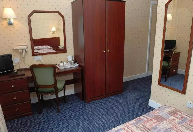 Отель Royal Norfolk