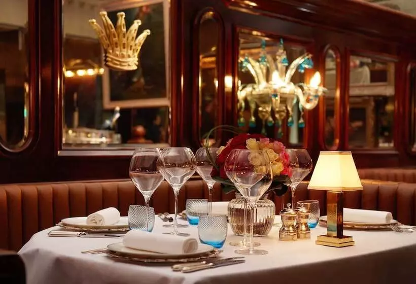 هتل Rubens At The Palace