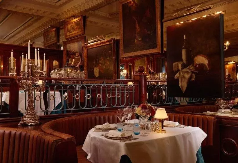 هتل Rubens At The Palace