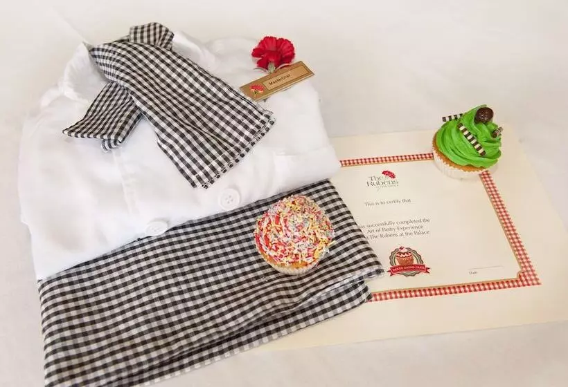 هتل Rubens At The Palace