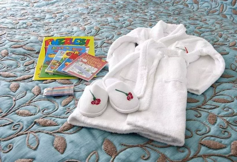 هتل Rubens At The Palace