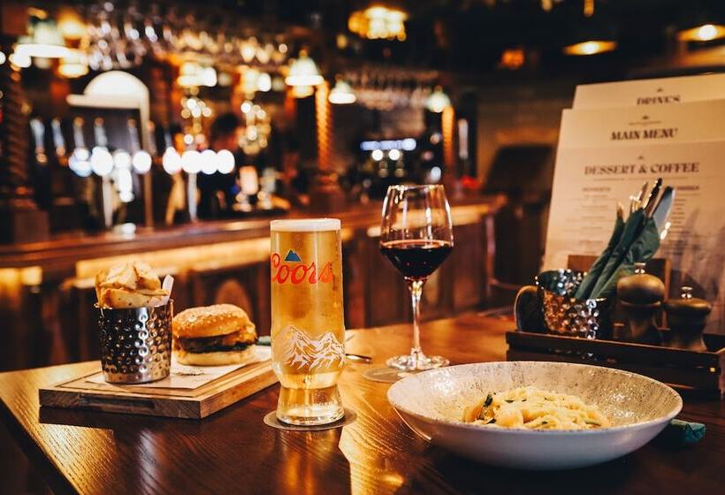 فندق The Knaresborough Inn   The Inn Collection Group