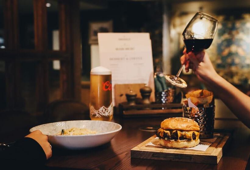 فندق The Knaresborough Inn   The Inn Collection Group