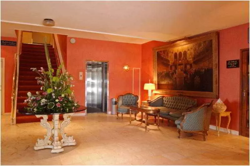 Hotel The Water's Edge