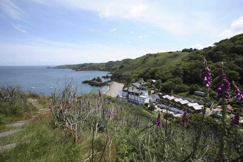 Hotel The Water's Edge