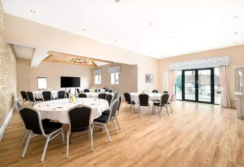 Voco Lythe Hill Hotel & Spa, An Ihg