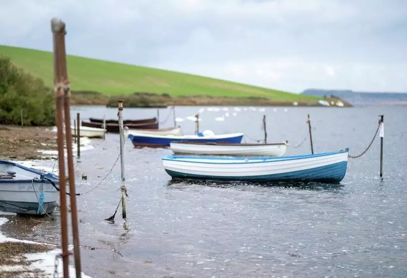 استراحتگاه Moonfleet Manor   A Luxury Family