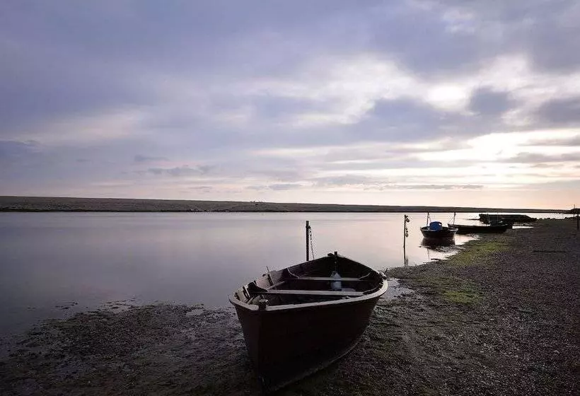 استراحتگاه Moonfleet Manor   A Luxury Family