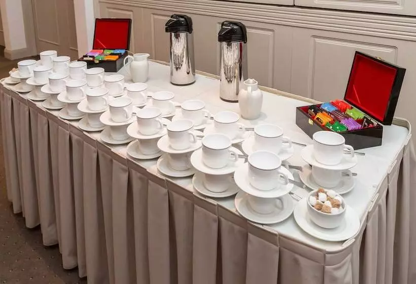 St. Pierre Park Hotel & Golf