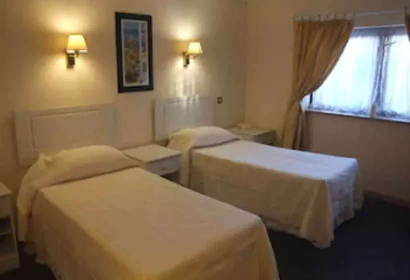 ホテル Amblehurst