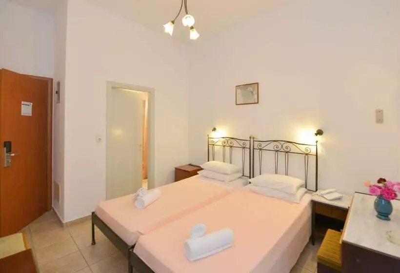 בית מלון כפרי Artemon