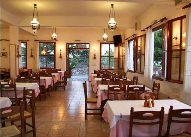 בית מלון כפרי Artemon