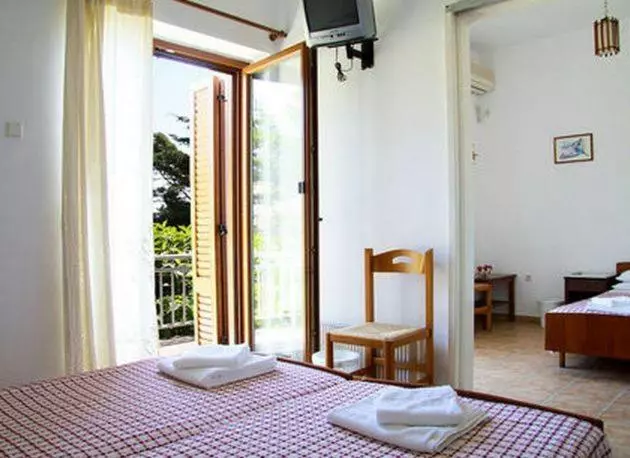 בית מלון כפרי Artemon