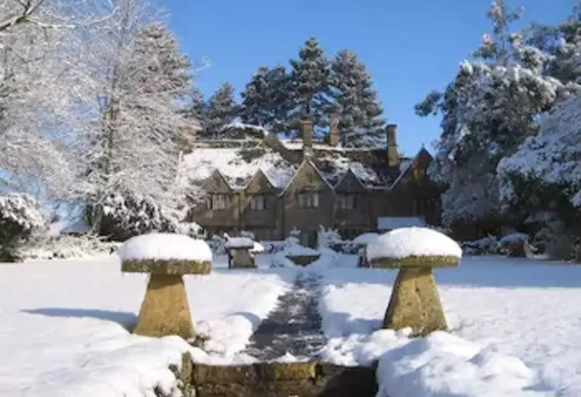 酒店 Charingworth Manor