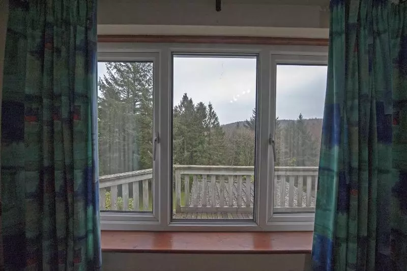 فندق Cwmwennol Country House