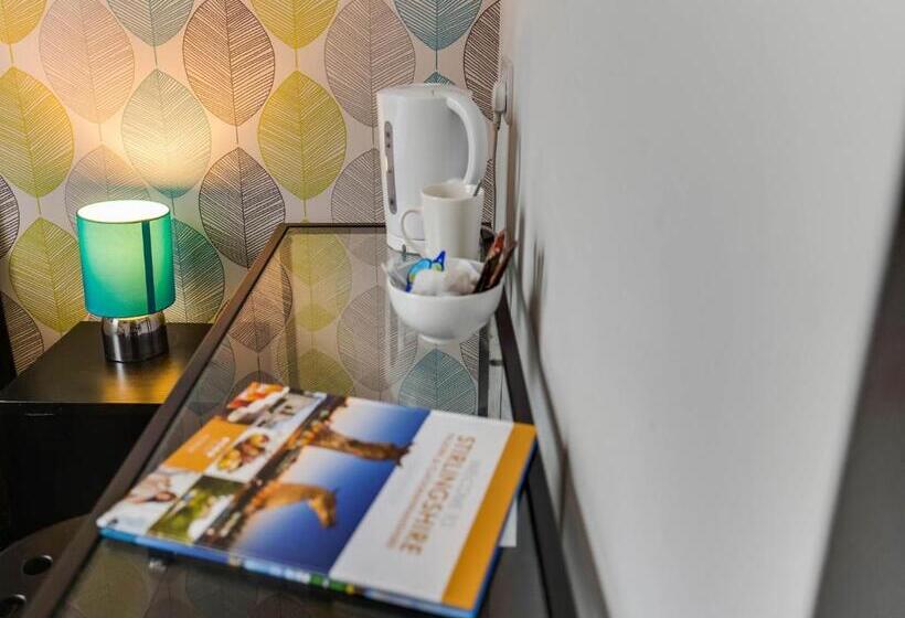 Отель Lost Guest House Stirling