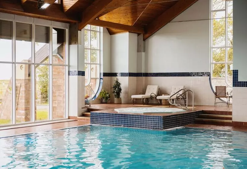 בית מלון כפרי Marine Troon