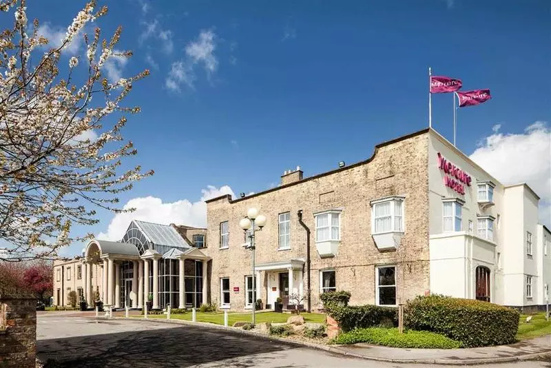 Отель Mercure York Fairfield Manor