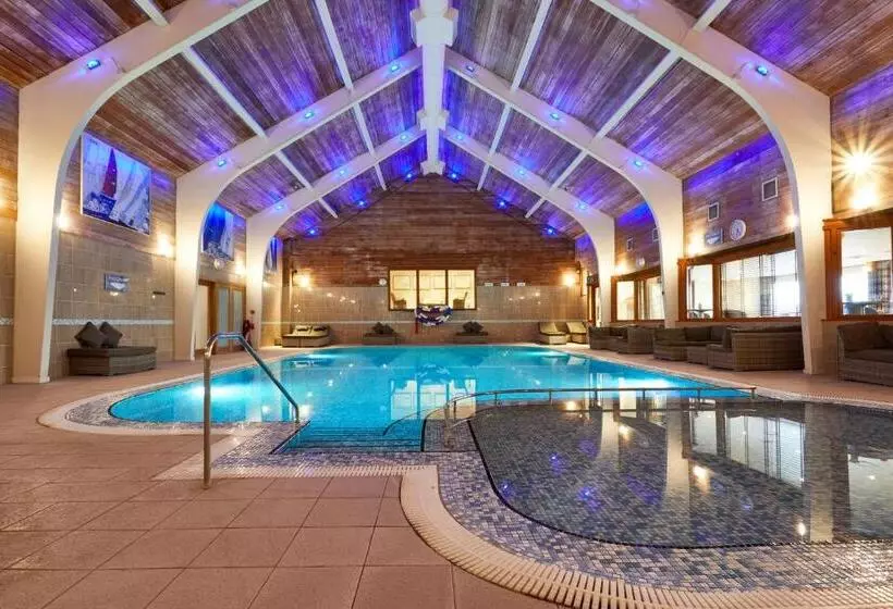 North Lakes Hotel And Spa