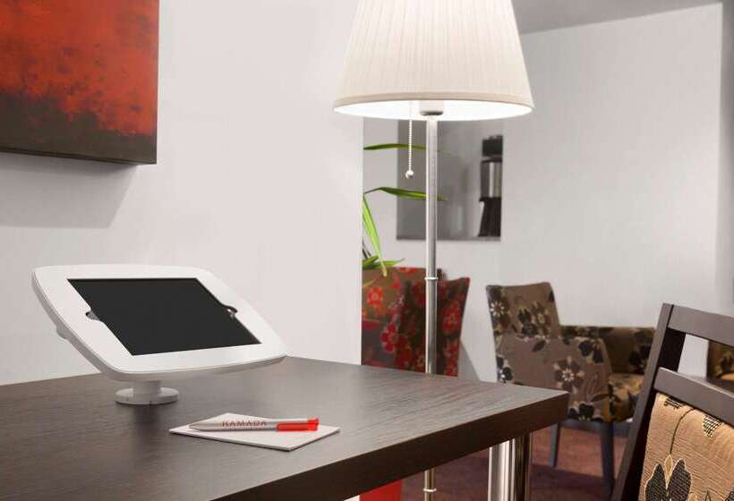 فندق Ramada Milton Keynes