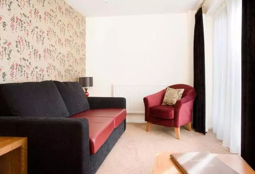 Отель Redesdale Arms