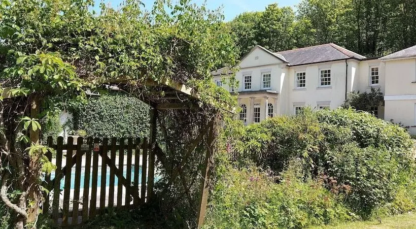 Отель Rose In Vale Country House