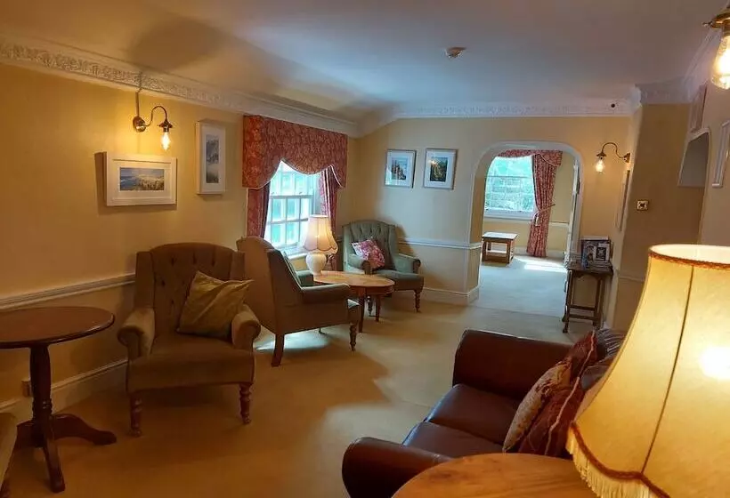 Отель Rose In Vale Country House