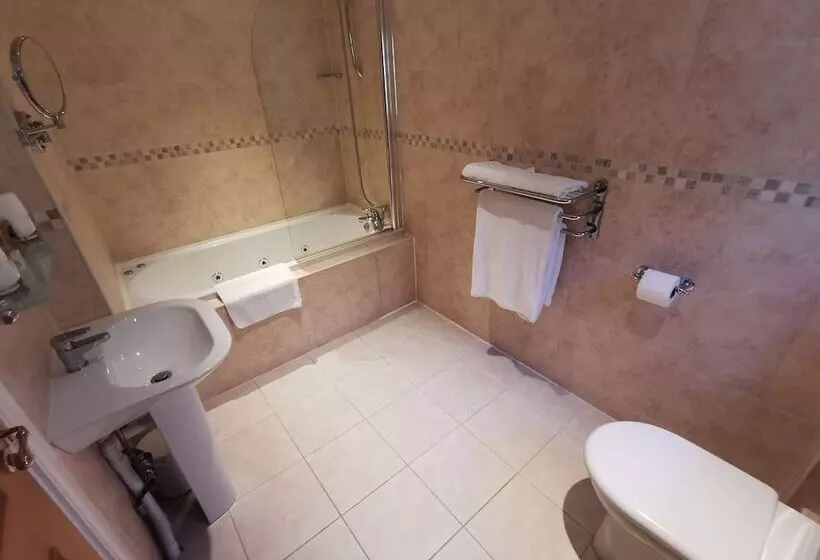 Отель Rose In Vale Country House