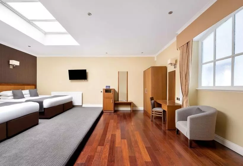 Royal Station Hotel  Part Of The Cairn Collection