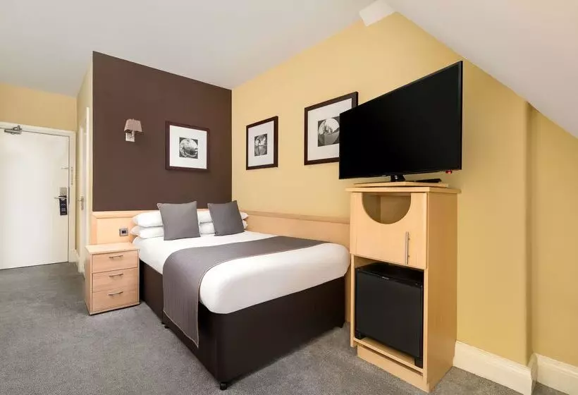 Royal Station Hotel  Part Of The Cairn Collection