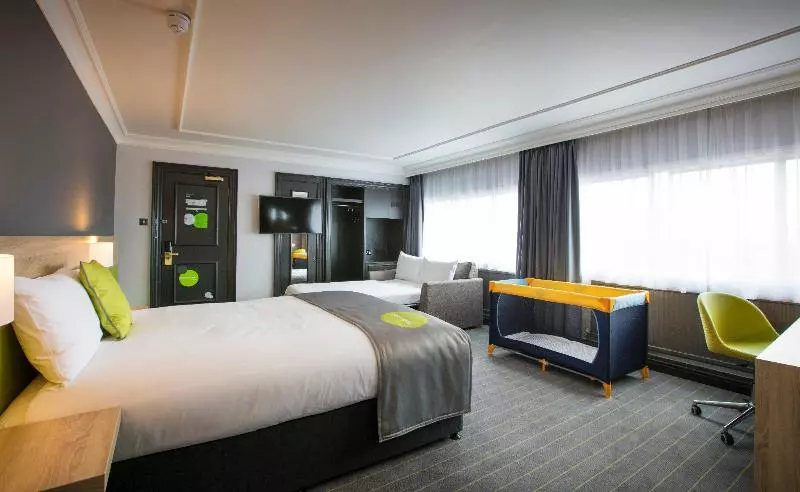 Hotel Thistle Express Swindon