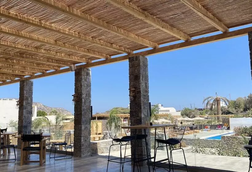 Helios Beach Hotel & Bungalows