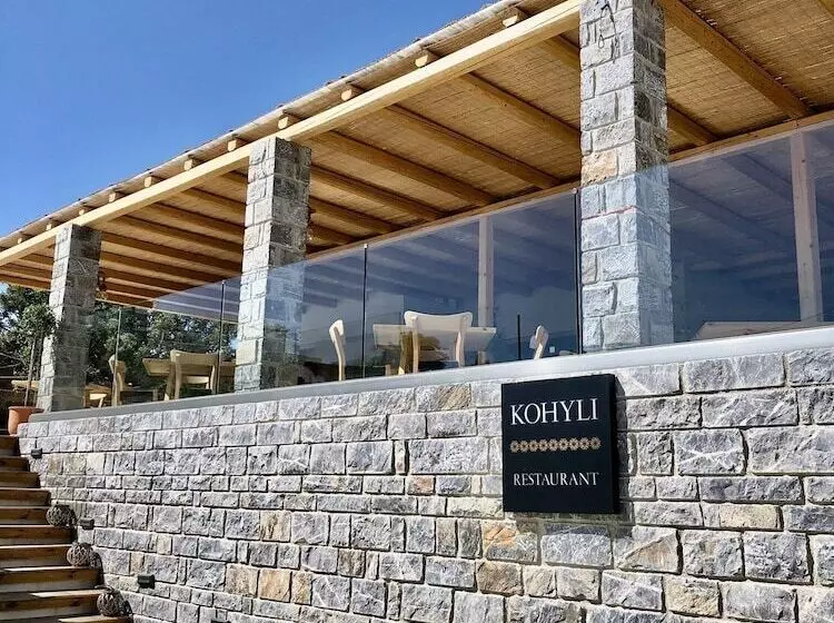 Helios Beach Hotel & Bungalows