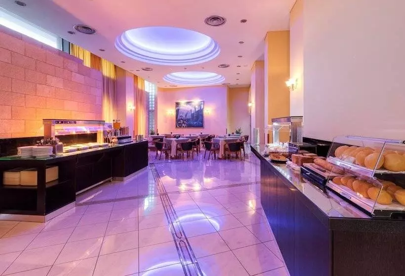 Alexandra Hotel&apartments