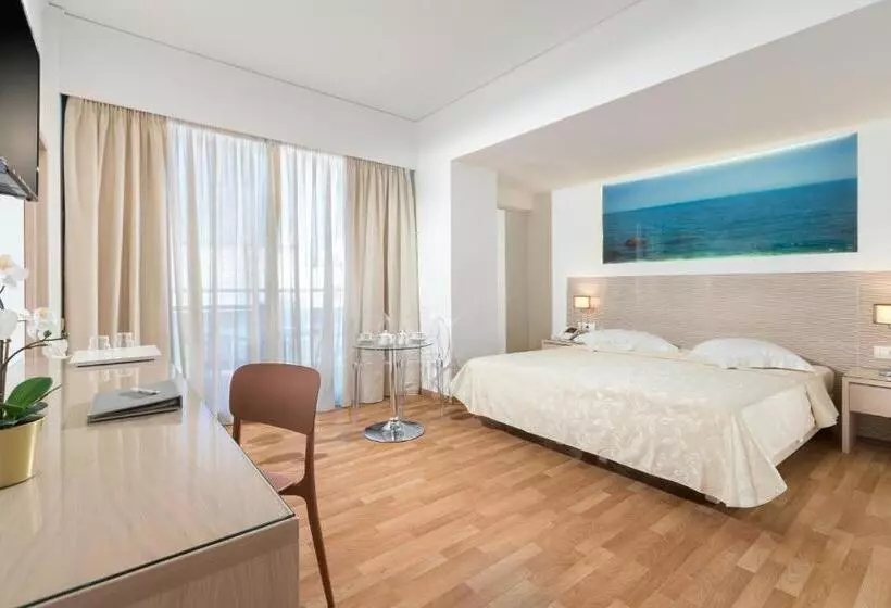 Alexandra Hotel&apartments