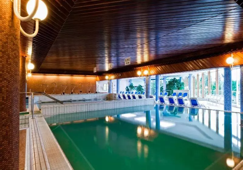 هتل Ensana Thermal Aqua